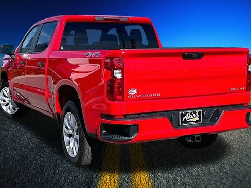 New 2026 Chevrolet Silverado 1500 Custom image 3