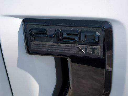 New 2025 Ford F150 XLT w/ Equipment Group 302A MID image 39