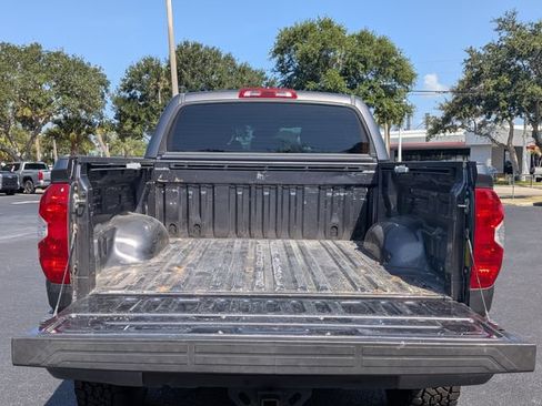 Used 2020 Toyota Tundra SR5 w/ SR5 Upgrade Package AWD/4WD image 13