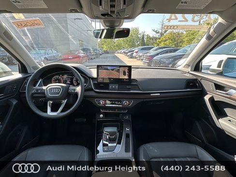 Used 2024 Audi Q5 2.0T Premium Plus w/ Premium Plus Package AWD/4WD image 21