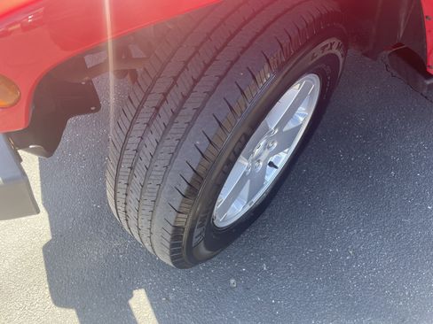 Used 2010 Jeep Wrangler Sahara w/ Trailer Tow Group AWD/4WD image 11