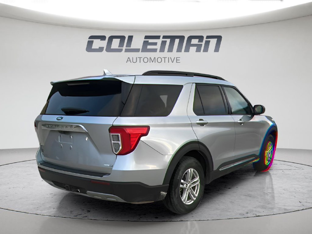 Used 2020 Ford Explorer XLT w/ Equipment Group 202A AWD/4WD image 23