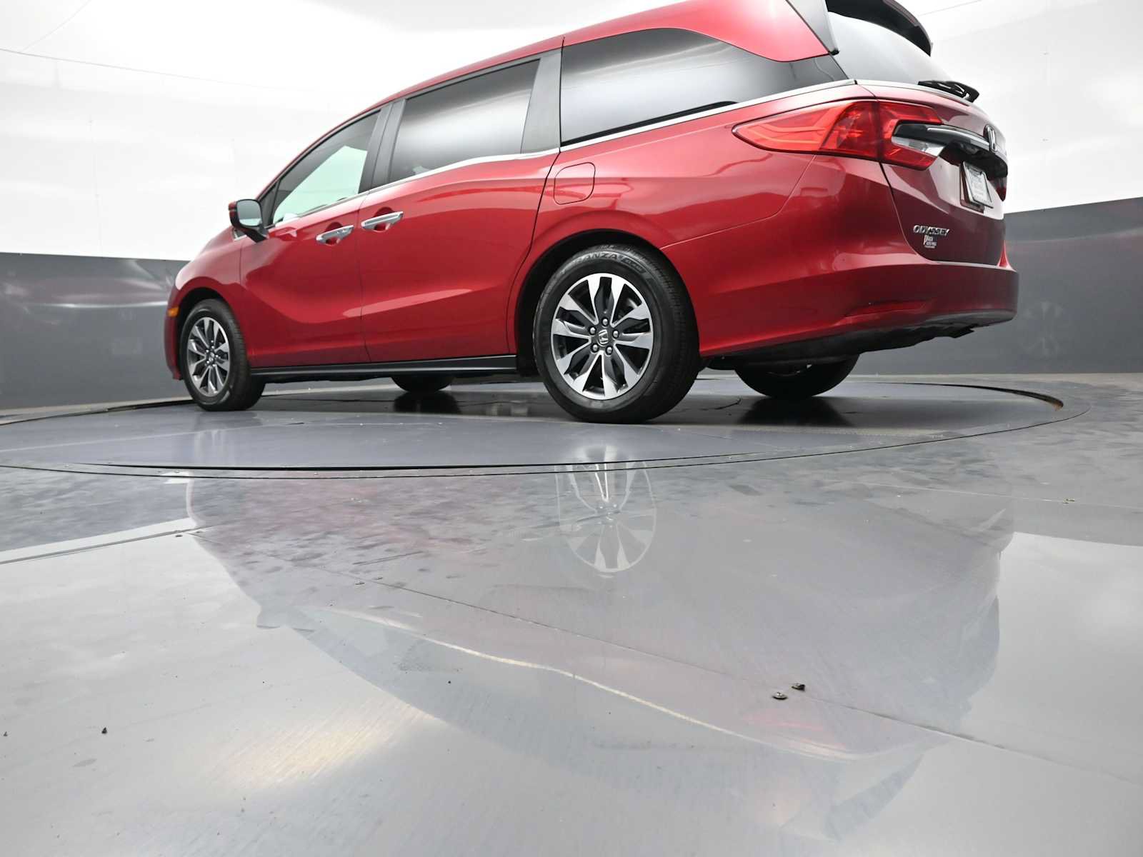 Certified 2024 Honda Odyssey EX-L image 35
