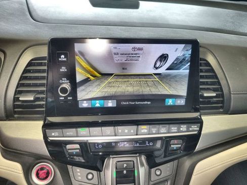 Used 2025 Honda Odyssey EX-L image 17