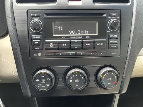 Used 2013 Subaru Impreza 2.0i Premium w/ Popular Pkg 1 AWD/4WD image 15