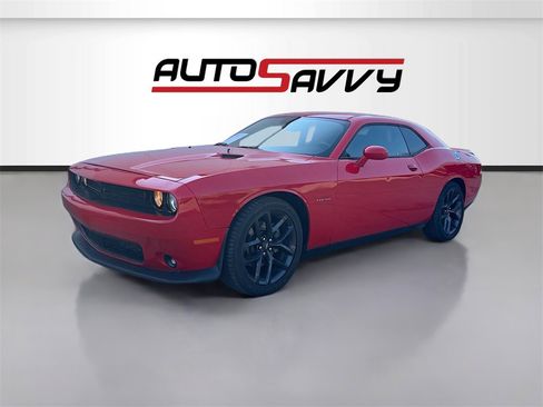Used 2022 Dodge Challenger R/T image 3
