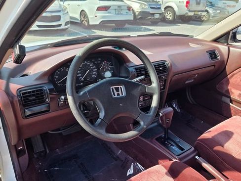 Used 1990 Honda Accord LX image 12
