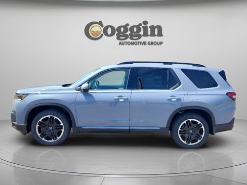 New 2026 Honda Pilot image 2