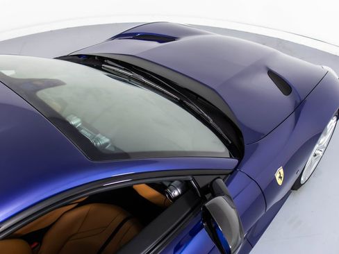 Certified 2019 Ferrari 812 Superfast image 18