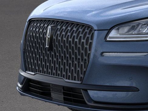 New 2026 Lincoln Corsair Premiere FWD image 17