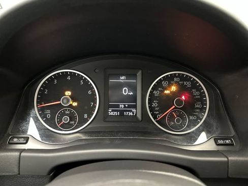 Used 2017 Volkswagen Tiguan S AWD/4WD image 13