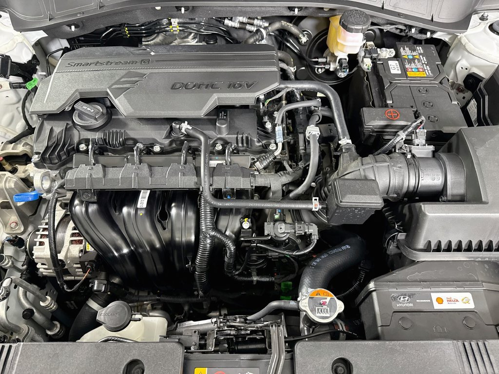 Certified 2026 Hyundai Kona SEL Sport AWD/4WD image 31
