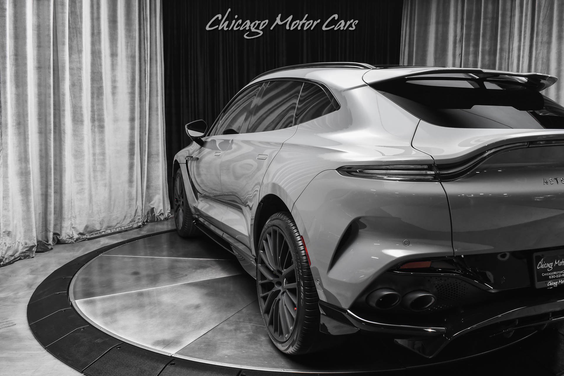 Used 2025 Aston Martin DBX 707 AWD/4WD image 39