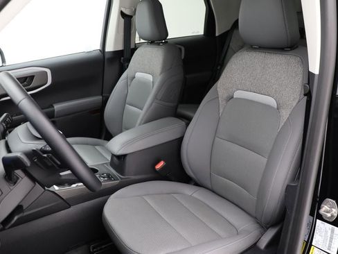 Used 2025 Ford Bronco Sport Badlands image 16