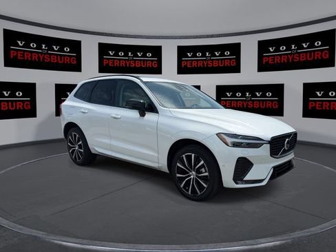 Used 2024 Volvo XC60 B5 Plus w/ Climate Package AWD/4WD image 2