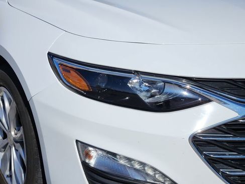 Used 2024 Chevrolet Malibu LT image 9