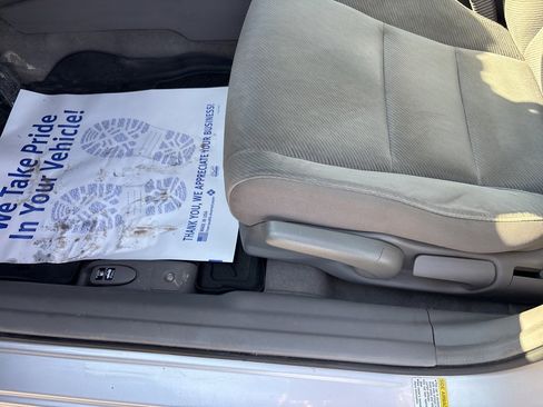 Used 2011 Honda Civic LX image 18