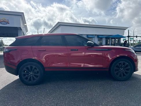Used 2018 Land Rover Range Rover Velar R-Dynamic SE AWD/4WD image 4