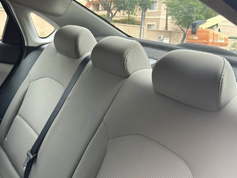 Used 2020 Kia Forte LXS image 16