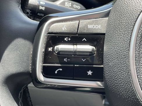 Used 2025 Kia Sorento S w/ Panoramic Sunroof Package FWD image 31