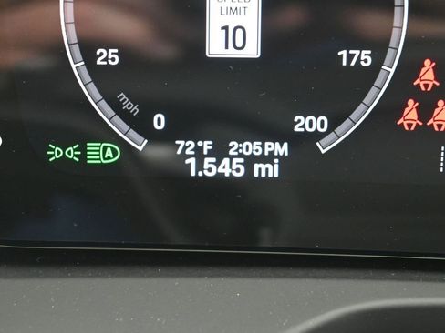 Certified 2026 Porsche Panamera image 19