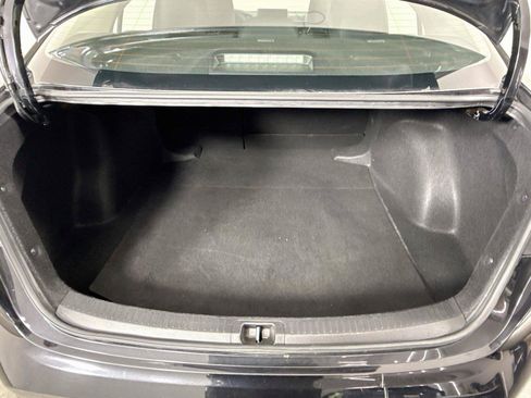 Used 2024 Toyota Corolla LE FWD image 36
