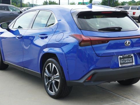Certified 2025 Lexus UX 300h FWD w/ Accessory Package (Z1) image 8