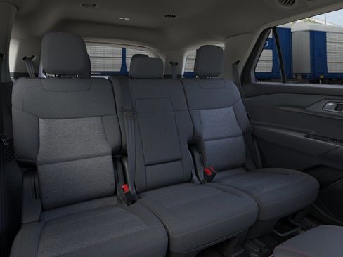 New 2026 Ford Explorer Active RWD image 11