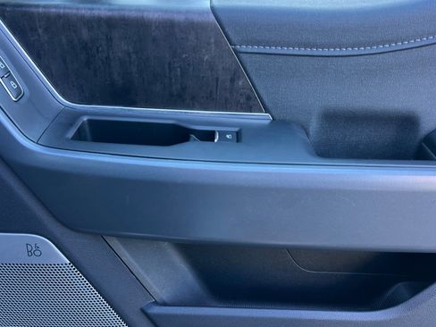 Used 2023 Ford F250 Lariat w/ FX4 Off-Road Package image 20