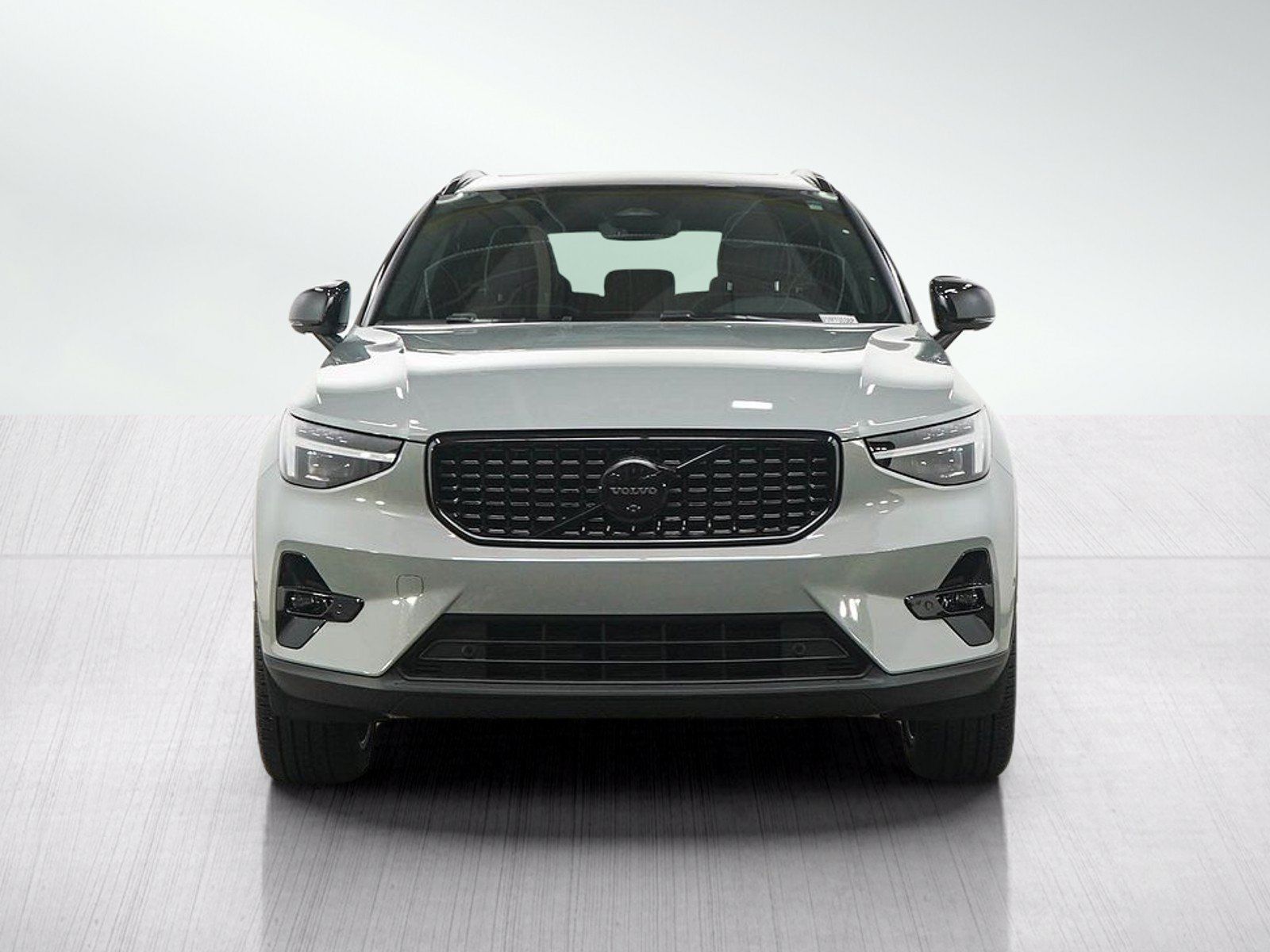 Used 2026 Volvo XC40 B5 Ultra w/ Protection Package Premier AWD/4WD image 8