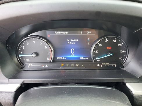 Used 2022 Ford Explorer XLT w/ Equipment Group 202A image 14