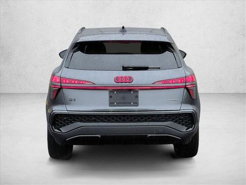 New 2026 Audi Q3 quattro 2.0T image 8