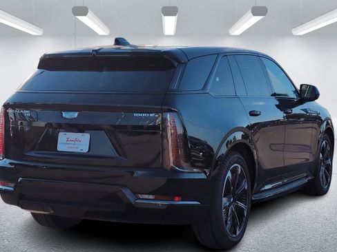 New 2025 Cadillac Escalade IQ Sport 2 w/ LPO, ONYX Package image 5