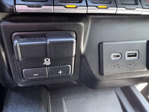 Certified 2022 Chevrolet Silverado 2500 High Country w/ Z71 Off-Road Package AWD/4WD image 37