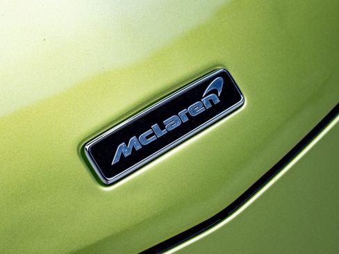 Used 2023 McLaren GT RWD image 15