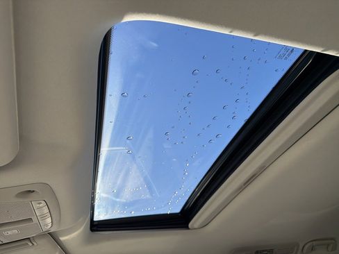 Used 2019 Nissan Armada Platinum w/ Captain's Chairs Package image 13