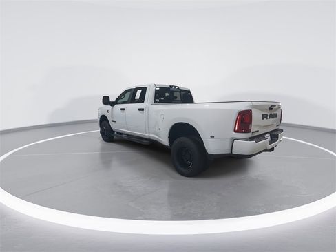 Used 2025 RAM 3500 Big Horn image 6