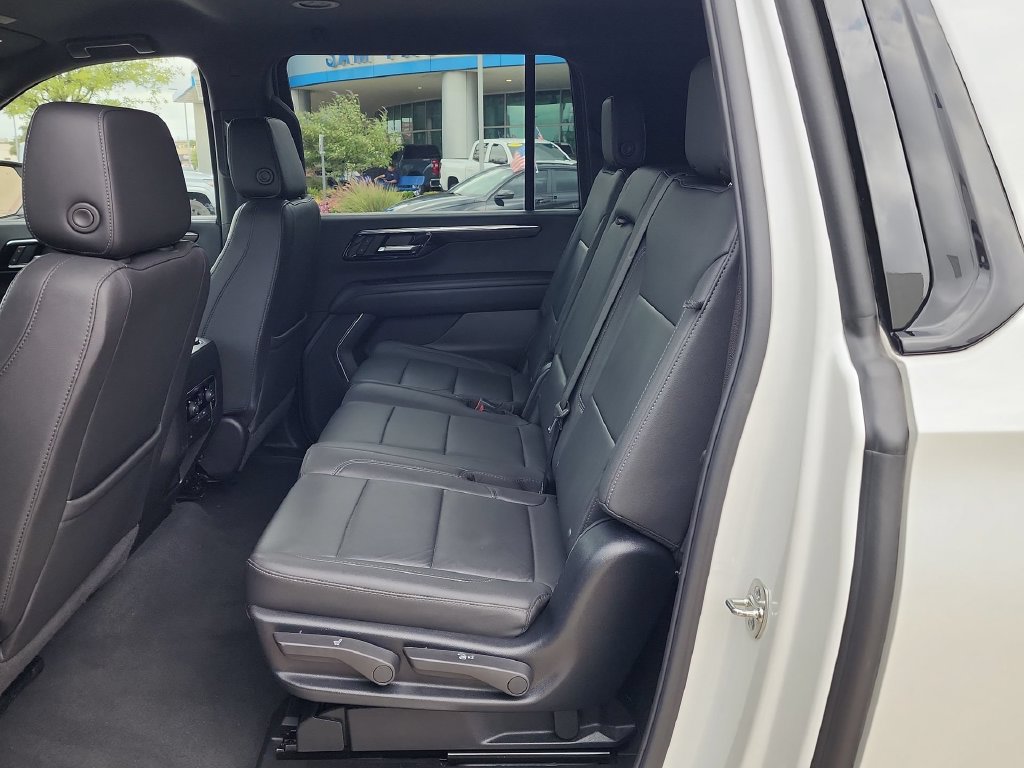 Certified 2025 Chevrolet Suburban Z71 AWD/4WD image 22