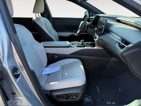 Used 2023 Lexus RX 350 Premium image 15