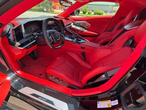 Used 2026 Chevrolet Corvette ZR1 w/ ZR1 Carbon Fiber Aero Package RWD image 39
