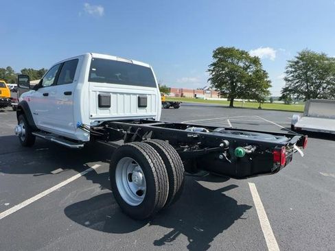 New 2023 RAM 4500 SLT w/ Quick Order Package 2YG SLT image 5