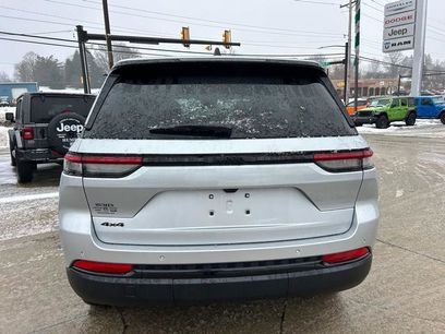 New 2025 Jeep Grand Cherokee Altitude