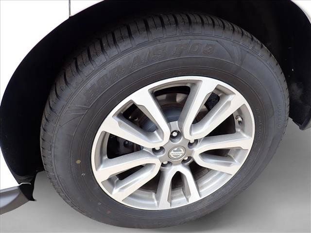 Used 2014 Nissan Pathfinder SL w/ SL Premium Package AWD/4WD image 7