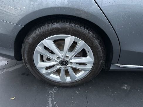 Used 2019 Mercedes-Benz C 300 Sedan image 10