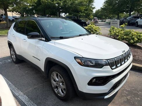 Used 2022 Jeep Compass Limited AWD/4WD image 4