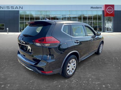 Used 2018 Nissan Rogue S FWD image 5