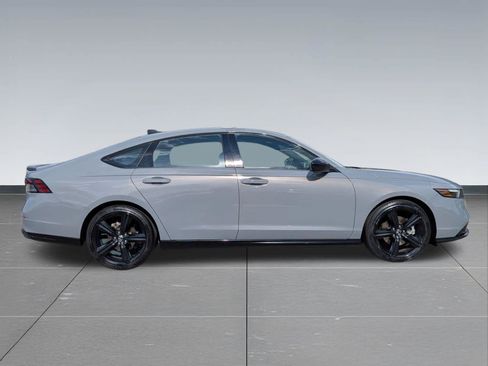 Used 2024 Honda Accord Sport image 6