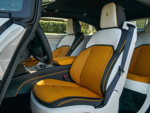 New 2025 Rolls-Royce Spectre Black Badge AWD/4WD image 18