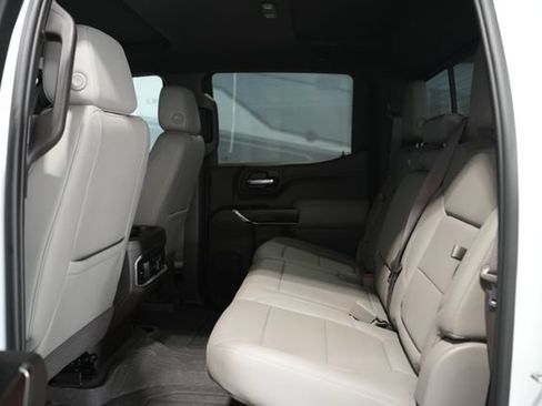 Used 2022 GMC Sierra 1500 SLT w/ SLT Premium Plus Package AWD/4WD image 17