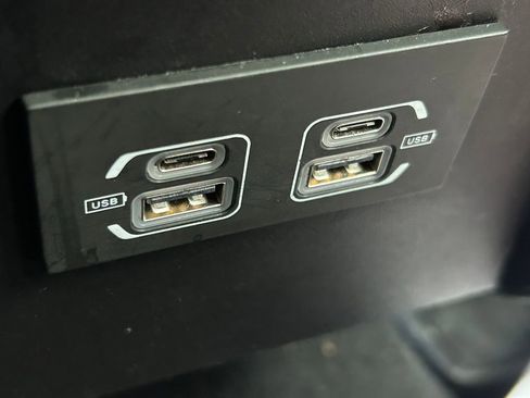 Used 2021 Jeep Cherokee Latitude Lux image 22